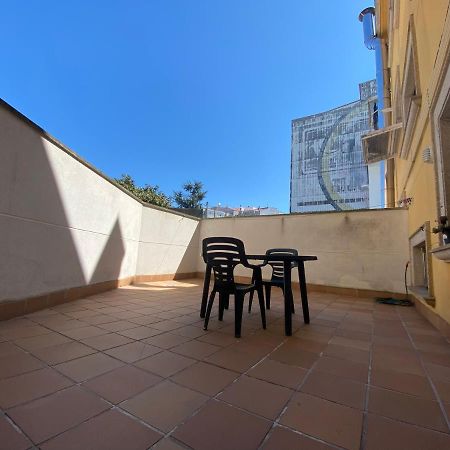 Apartamento A 5 Min Caminando De La Playa Sta. Cristina, أوليروس المظهر الخارجي الصورة