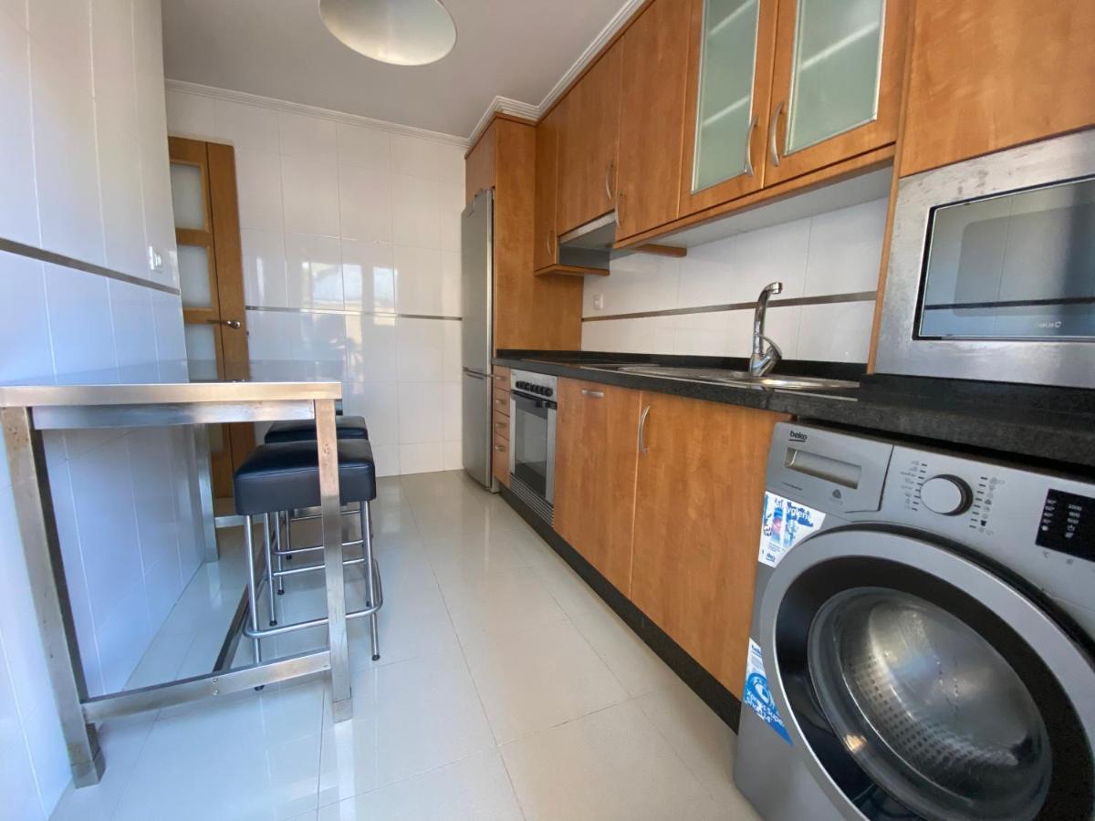 Apartamento A 5 Min Caminando De La Playa Sta. Cristina, أوليروس المظهر الخارجي الصورة