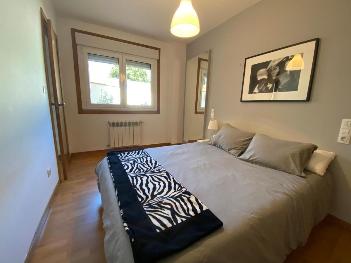 Apartamento A 5 Min Caminando De La Playa Sta. Cristina, أوليروس المظهر الخارجي الصورة